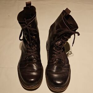 Dr. Martens Pier 9 Dark Brown Leather Boots